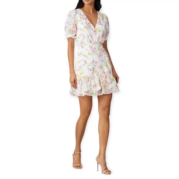 Yumi Kim Floral Lace Dress - Picture 7 of 7